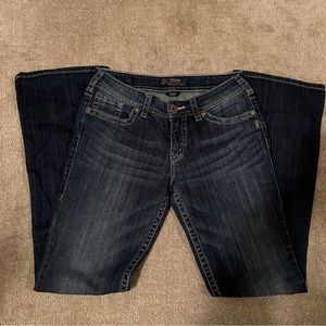 Silver Suki Medium Wash Jeans